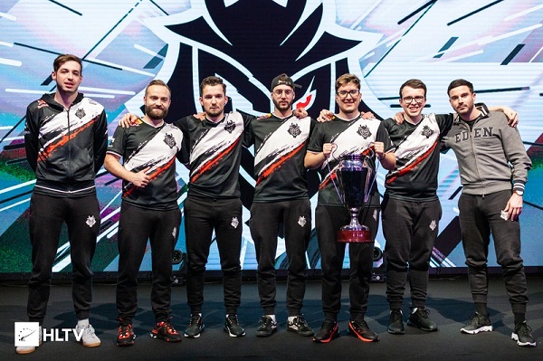 吾胃竞巅峰！2024英雄联盟解说主持杯主题曲——《解说家》