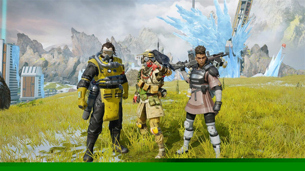 LPL female host Zhang Xiaowei posted a photo： I experienced betrayal and a car accident this year, but I survived unexpe