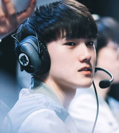 The MongolZ 首先在 IEM Cologne 2025 达成季后赛资格